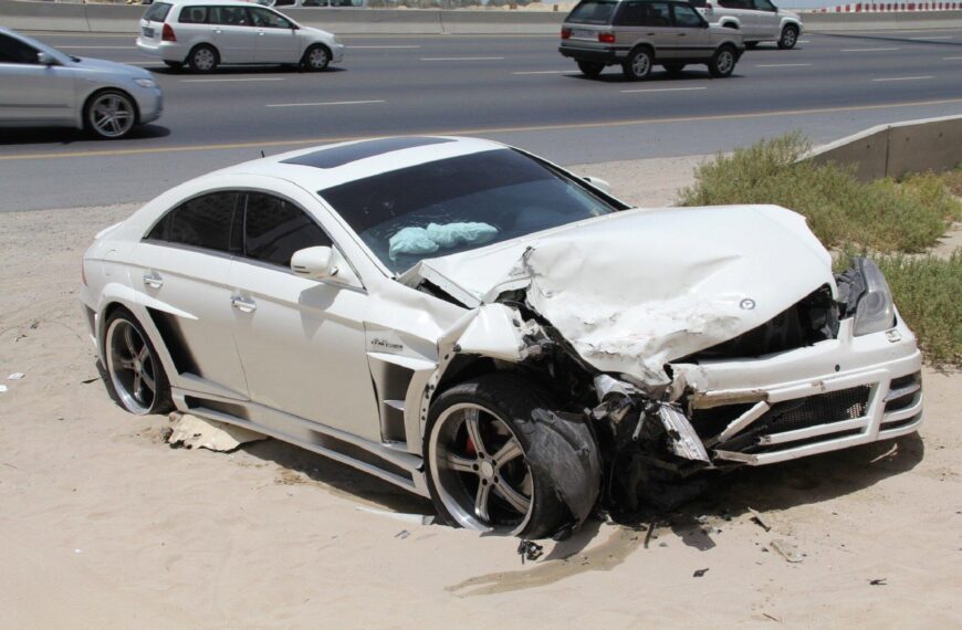 A Guide to Hiring a Car Accident Lawyer